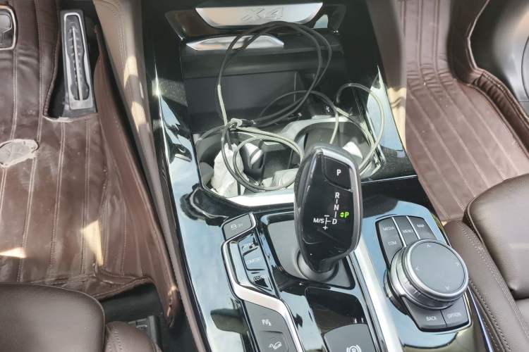 Used BMW X4 2021 xDrive 25i M Sport Package Gear Lever