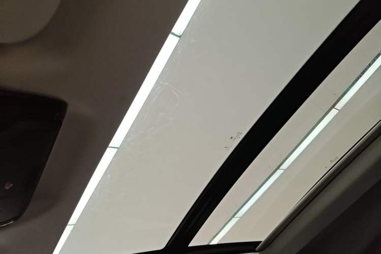 Used BMW X4 2021 xDrive 25i M Sport Package Headliner
