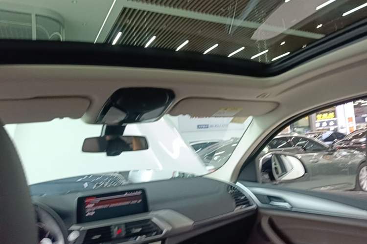 Used BMW X4 2021 Restyled xDrive 25i M Sport Package Headliner