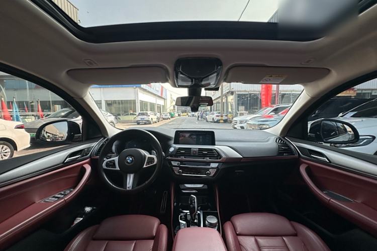 Used BMW X4 2021 Restyled xDrive 25i M Sport Package Interior 1
