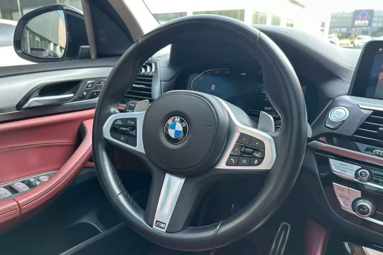 Used BMW X4 2021 Restyled xDrive 25i M Sport Package Interior 2
