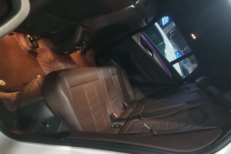 Used BMW X4 2021 Restyled xDrive 25i M Sport Night Edition Package Interior 4