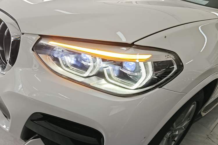 Used BMW X4 2021 xDrive 25i M Sport Package Left Front Headlight