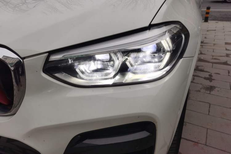 Used BMW X4 2021 xDrive 25i M Sport Package Left Front Headlight