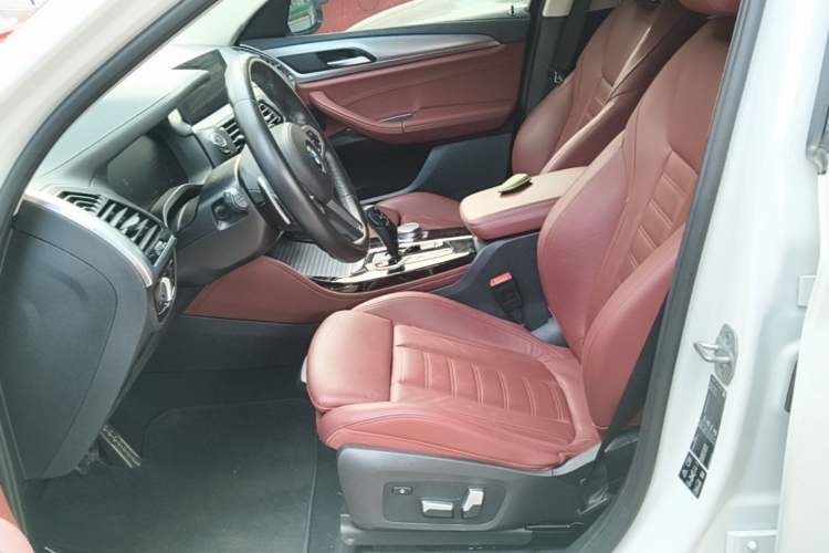 Used BMW X4 2021 xDrive 25i M Sport Package Left Front Seat