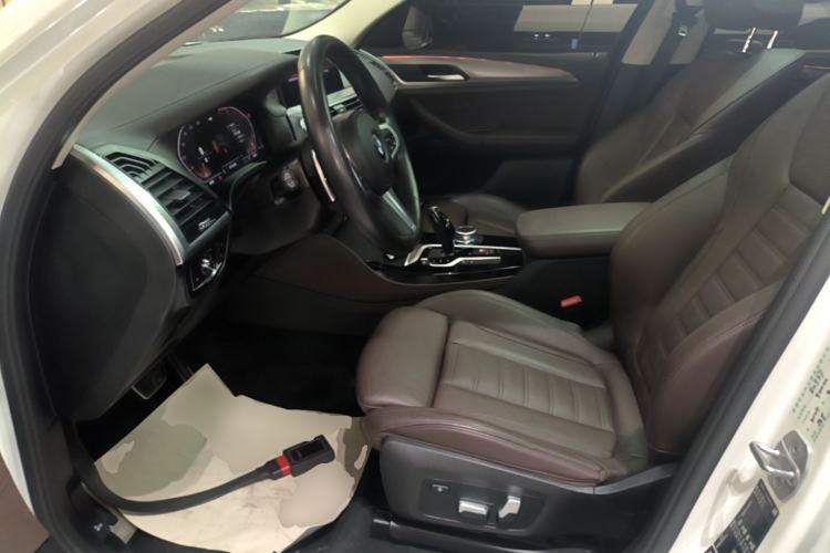 Used BMW X4 2021 xDrive 25i M Sport Package Left Front Seat