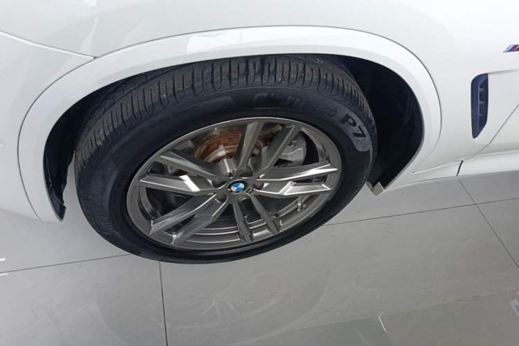 Used BMW X4 2021 Restyled xDrive 25i M Sport Package Left Front Wheel Hub