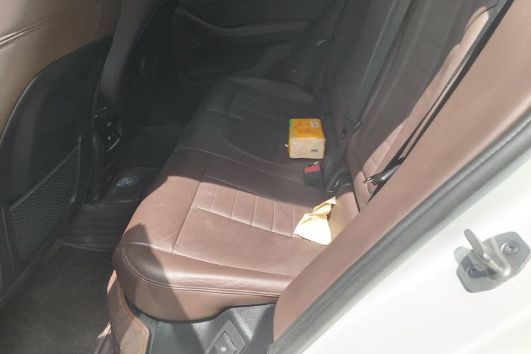 Used BMW X4 2021 xDrive 25i M Sport Package Left Rear Seat