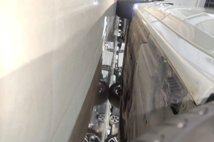 Used BMW X4 2021 Restyled xDrive 25i M Sport Package Left Side Sill