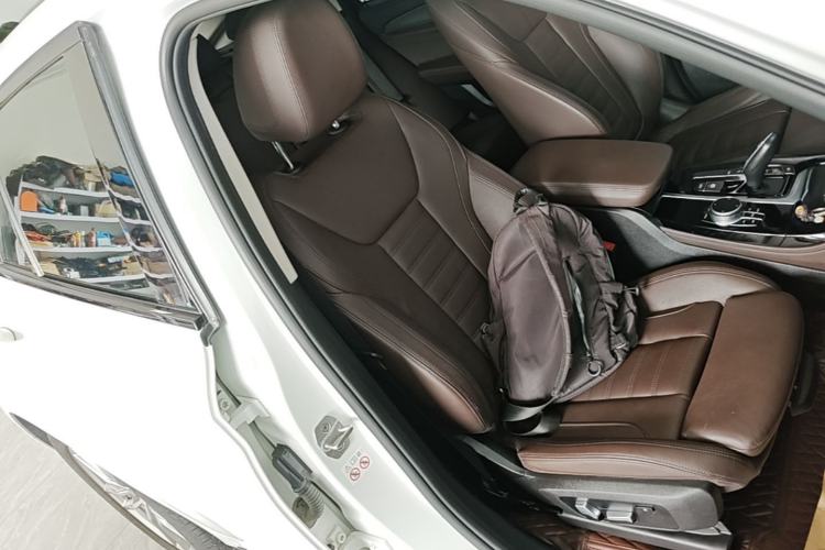Used BMW X4 2021 xDrive 25i M Sport Package Right Front Seat