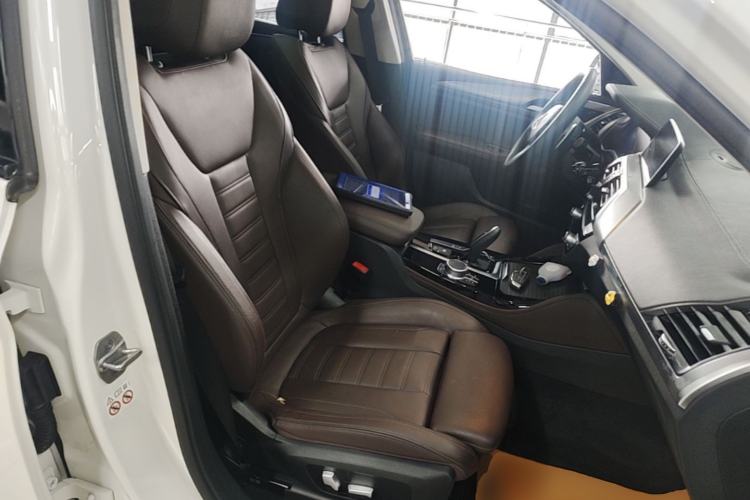 Used BMW X4 2021 xDrive 25i M Sport Package Right Front Seat