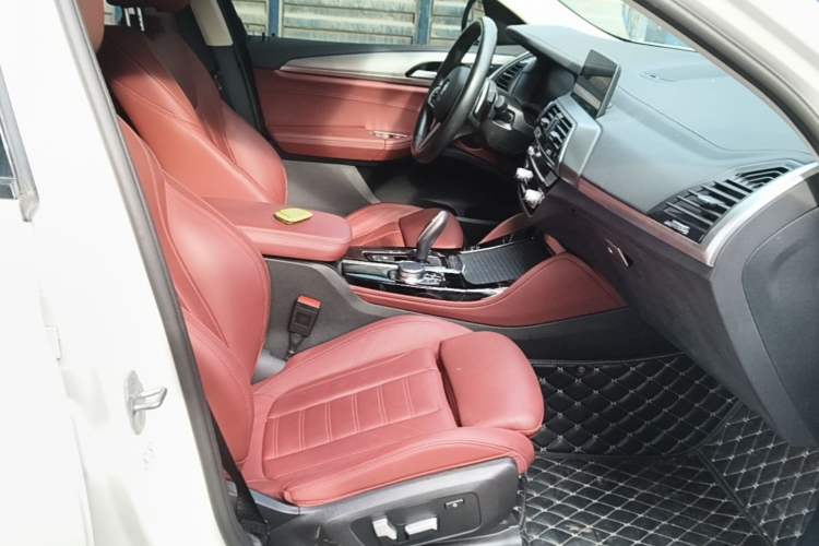Used BMW X4 2021 xDrive 25i M Sport Package Right Front Seat