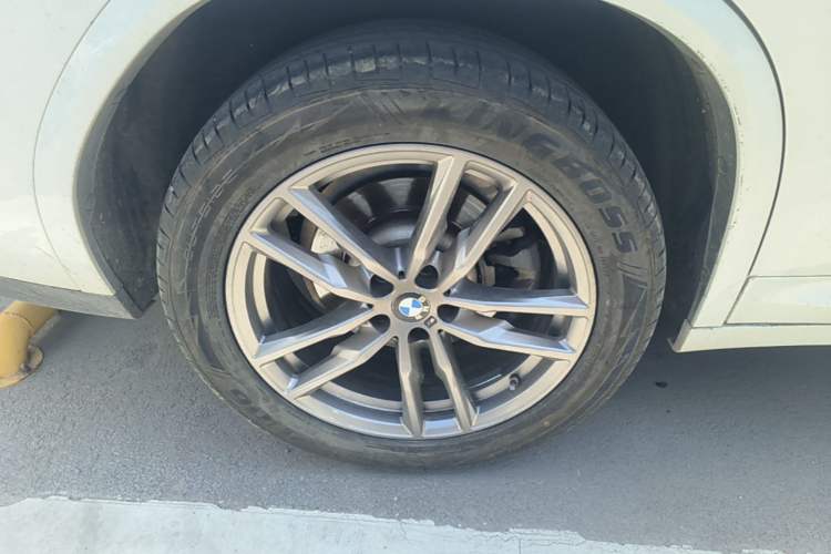 Used BMW X4 2021 xDrive 25i M Sport Package Right Rear Wheel Hub
