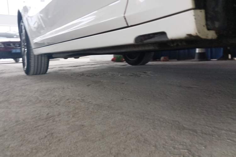 Used BMW X4 2021 xDrive 25i M Sport Package Right Side Sill