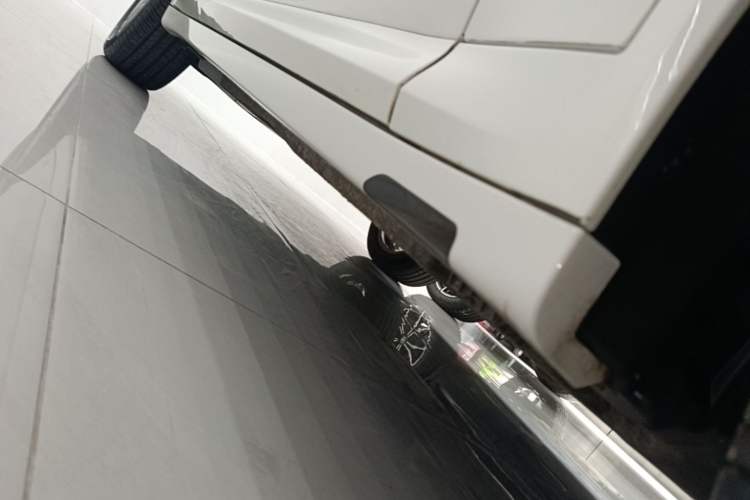 Used BMW X4 2021 Restyled xDrive 25i M Sport Package Right Side Sill