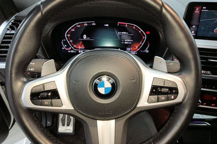 Used BMW X4 2021 Restyled xDrive 25i M Sport Night Edition Package Steering Wheel