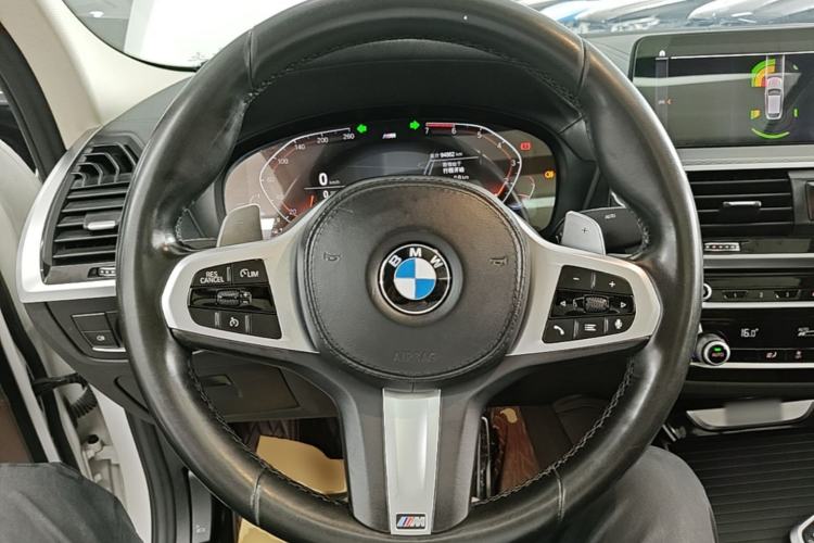 Used BMW X4 2021 xDrive 25i M Sport Package Steering Wheel