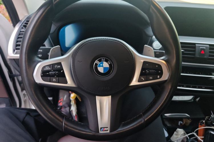 Used BMW X4 2021 xDrive 25i M Sport Package Steering Wheel