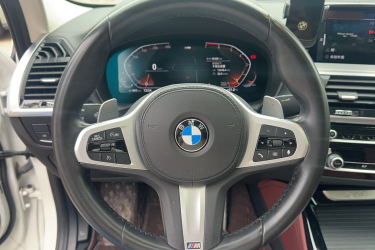 Used BMW X4 2021 xDrive 25i M Sport Package Steering Wheel