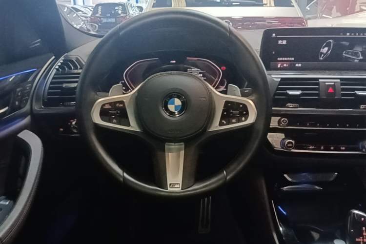 Used BMW X4 2021 xDrive 25i M Sport Night Edition package Steering Wheel