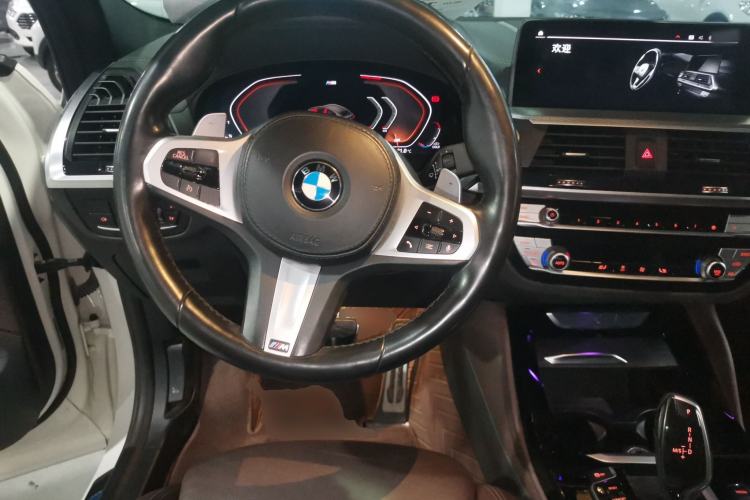 Used BMW X4 2021 Restyled xDrive 25i M Sport Night Edition Package Steering Wheel