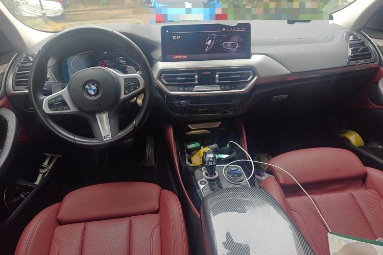 Used BMW X4 2022 xDrive 25i M Sport Package Center Console