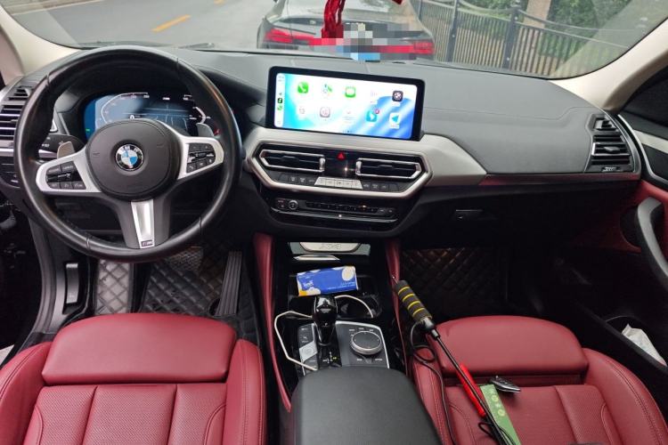 Used BMW X4 2022 xDrive 25i M Sport Package Center Console