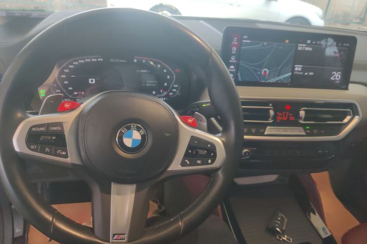 Used BMW X4 2022 xDrive 30i M Sport Package Center Console
