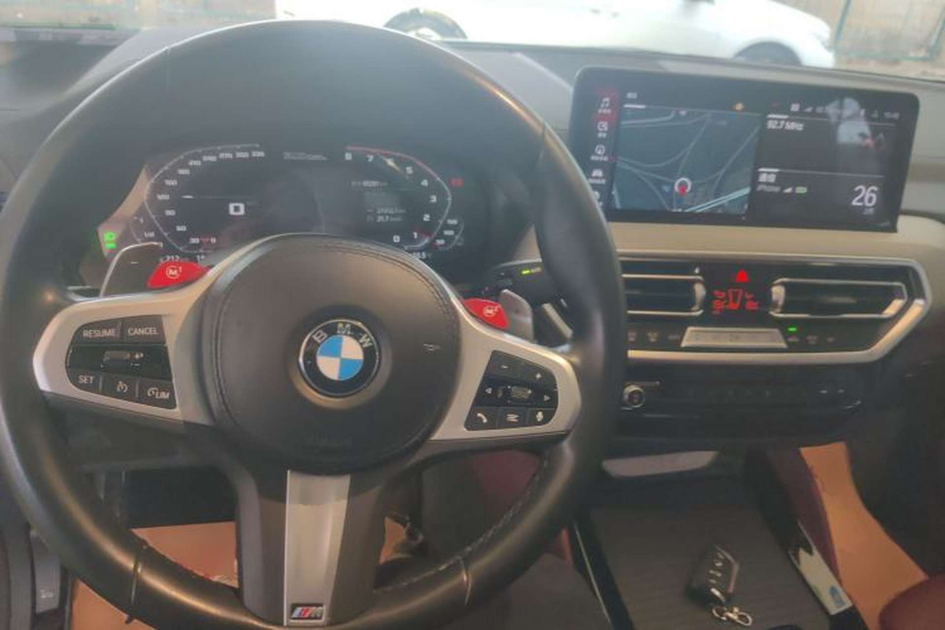 Used BMW X4 2022 xDrive 30i M Sport Package Center Console