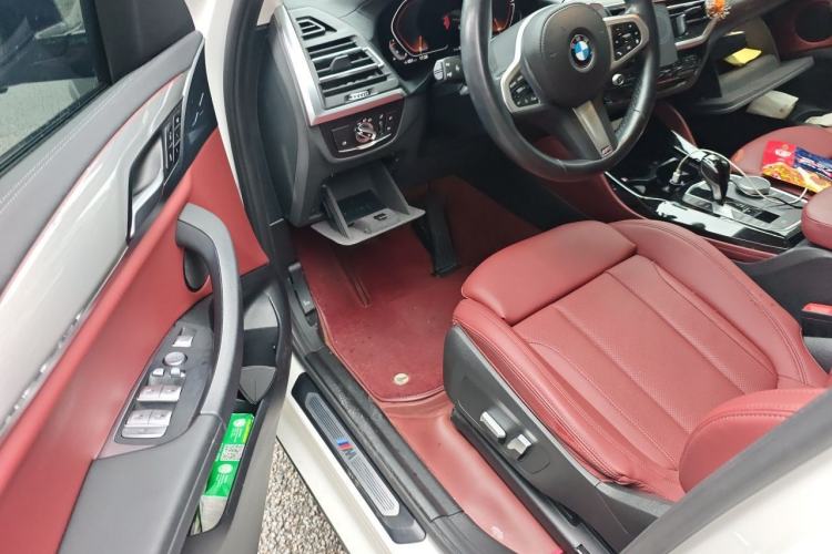 Used BMW X4 2022 xDrive 25i M Sport Package Driver Seat