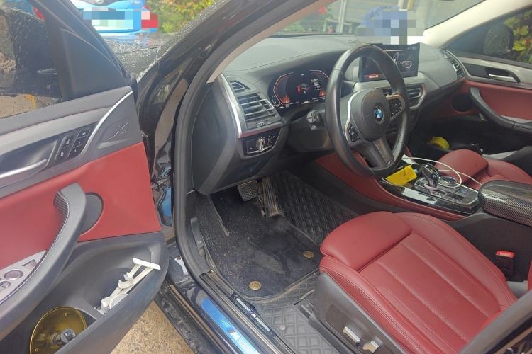 Used BMW X4 2022 xDrive 25i M Sport Package Driver Seat
