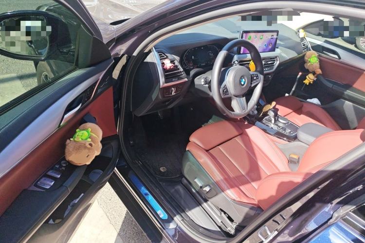 Used BMW X4 2022 xDrive 25i M Sport Package Driver Seat