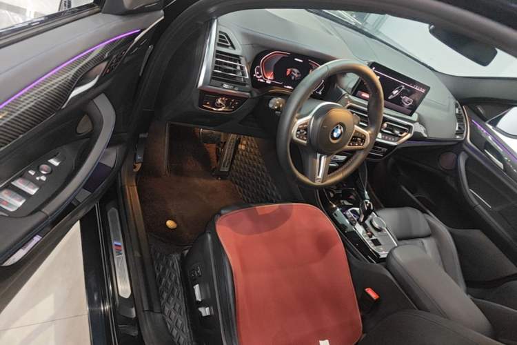 Used BMW X4 2022 M40i Driver Seat