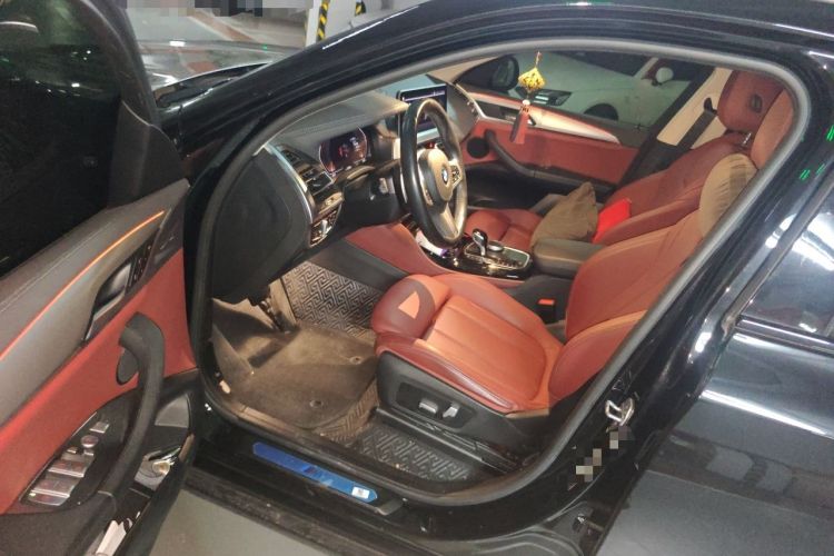 Used BMW X4 2022 xDrive 30i M Sport Package Driver Seat
