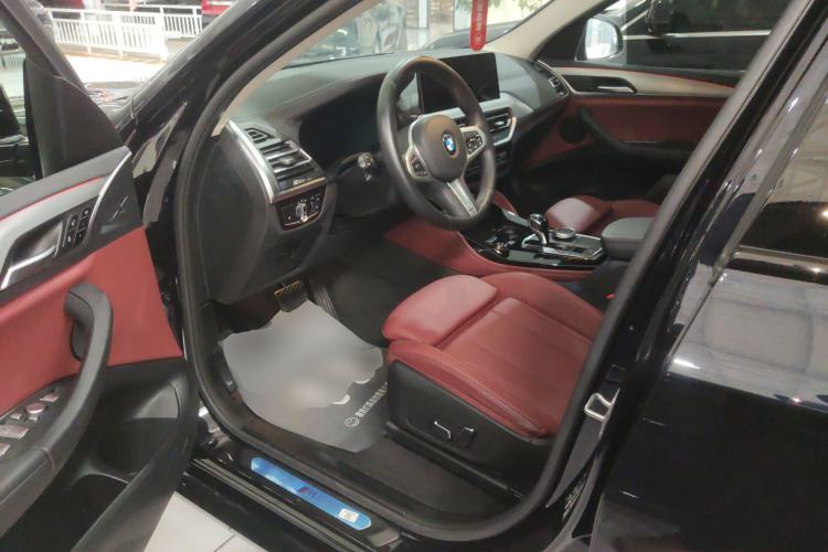 Used BMW X4 2022 xDrive 30i M Sport Package Driver Seat