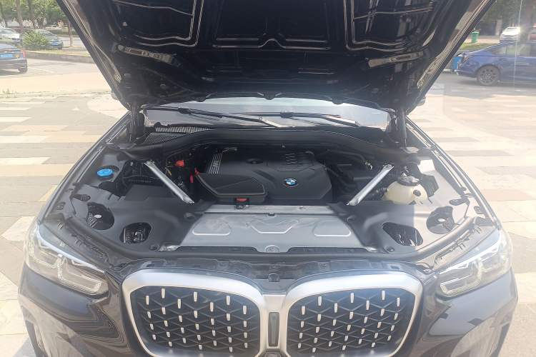 Used BMW X4 2022 xDrive 25i M Sport Package Engine Bay