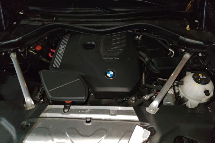 Used BMW X4 2022 xDrive 25i M Sport Package Engine Bay