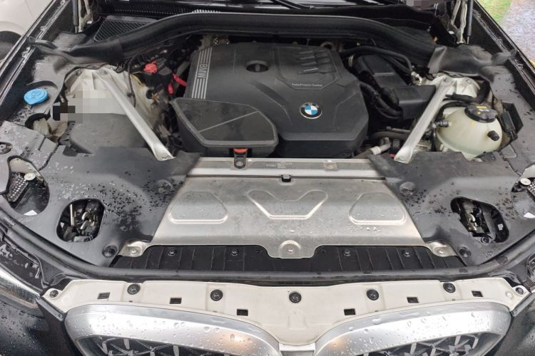 Used BMW X4 2022 xDrive 25i M Sport Package Engine Bay