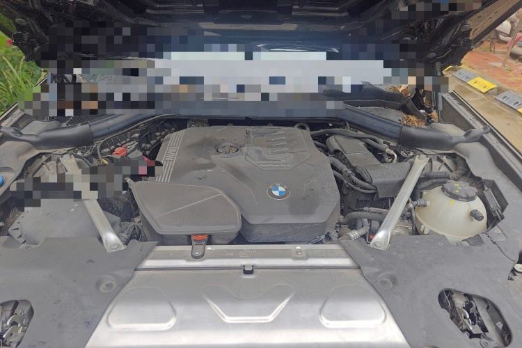 Used BMW X4 2022 xDrive 25i M Sport Package Engine Bay