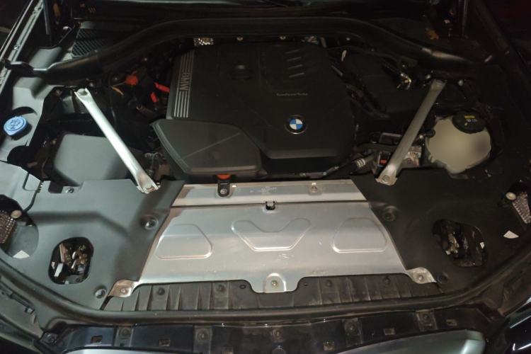 Used BMW X4 2022 xDrive 25i M Sport Package Engine Bay