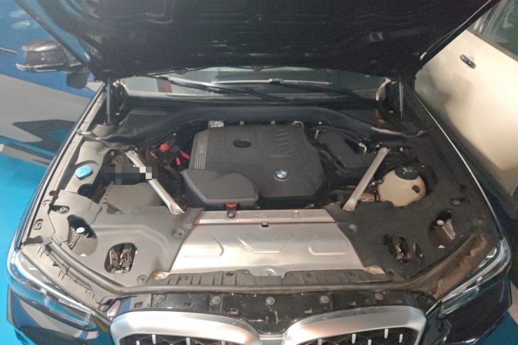 Used BMW X4 2022 xDrive 25i M Sport Package Engine Bay