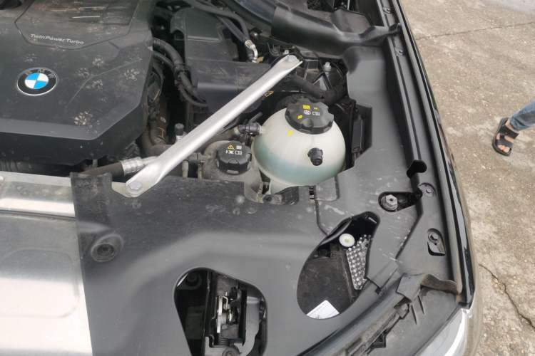 Used BMW X4 2022 xDrive 30i M Sport Package Engine Bay Left