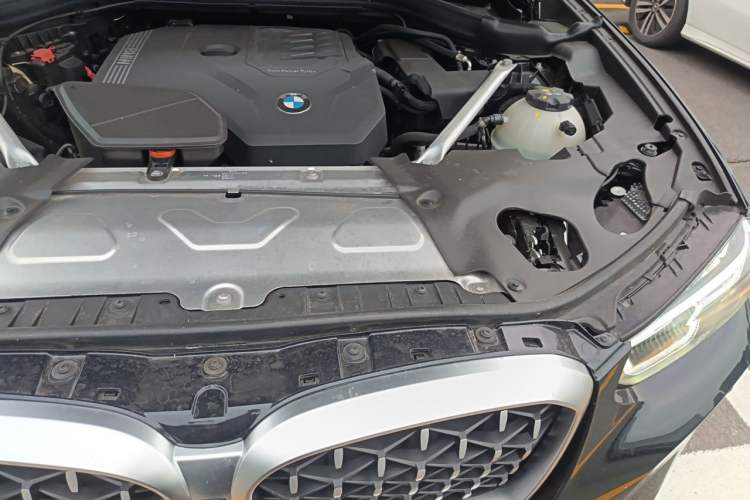Used BMW X4 2022 xDrive 25i M Sport Package Engine Bay Left