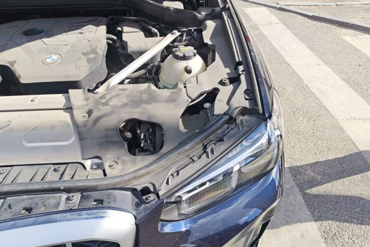 Used BMW X4 2022 xDrive 25i M Sport Package Engine Bay Left
