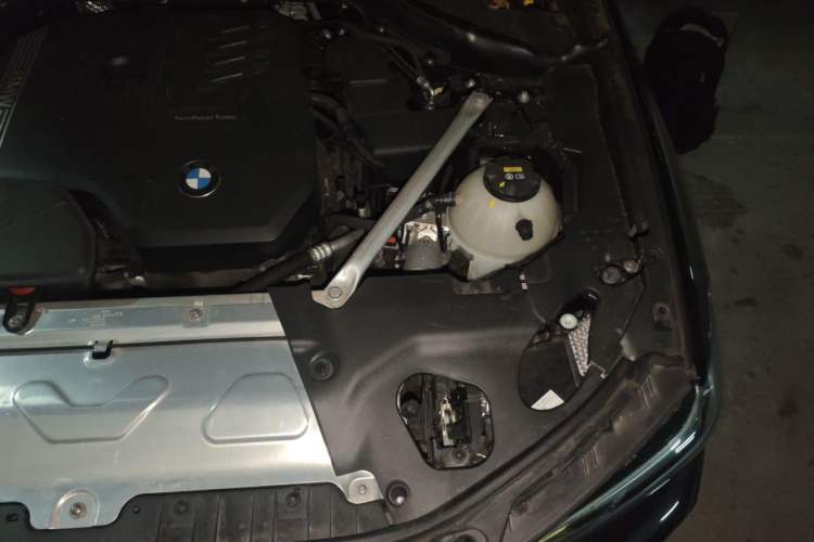 Used BMW X4 2022 xDrive 25i M Sport Package Engine Bay Left