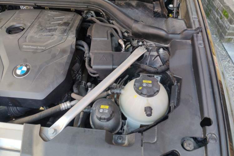 Used BMW X4 2022 xDrive 30i M Sport Package Engine Bay Left