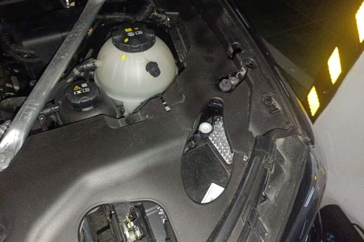 Used BMW X4 2022 xDrive 30i M Sport Package Engine Bay Left
