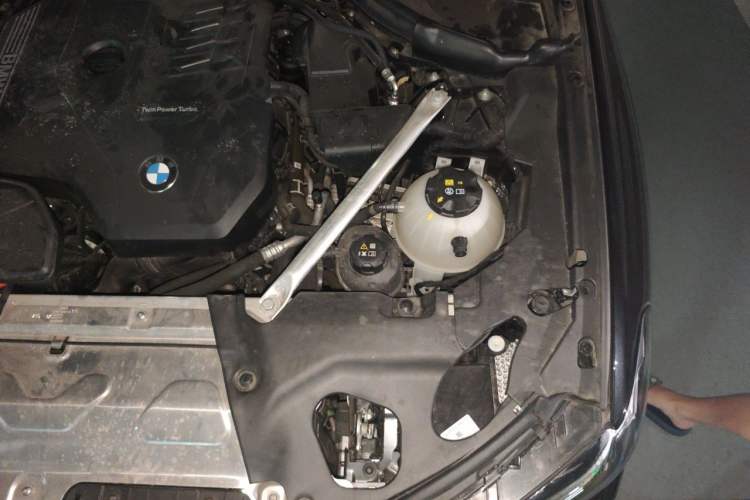 Used BMW X4 2022 xDrive 30i M Sport Package Engine Bay Left