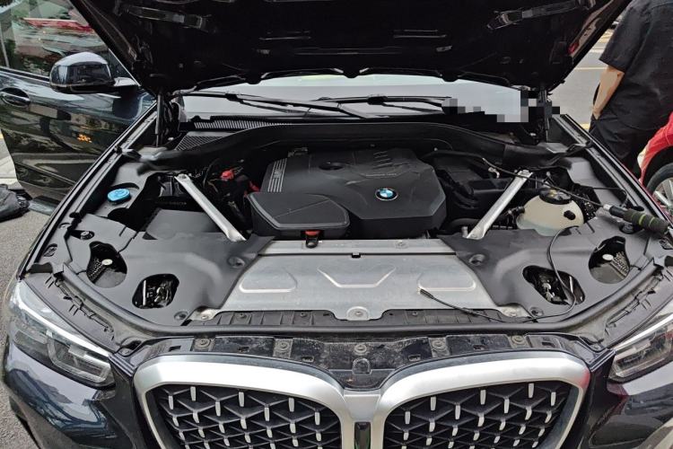 Used BMW X4 2022 xDrive 25i M Sport Package Engine Bay