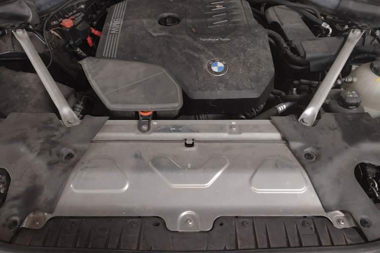 Used BMW X4 2022 xDrive 30i M Sport Package Engine Bay